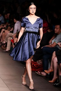 Lotuz by Yosep Sinudarsono. Plaza Indonesia Fashion Week 2015 at Plaza Indonesia Lt.2. Jakarta. [Foto: Mohammad Abduh/Wolipop]