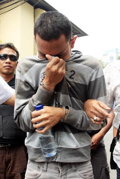 Sehari Setelah Bunuh Deudeuh, Rio Mengajar Matematika di Bimbel