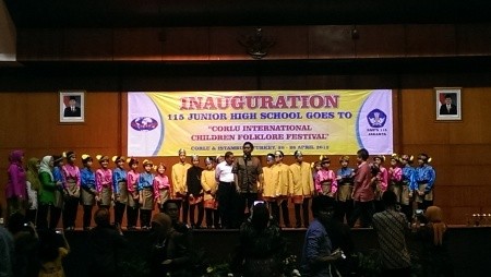 SMP 115 Jakarta Ikuti Festival Budaya di Turki