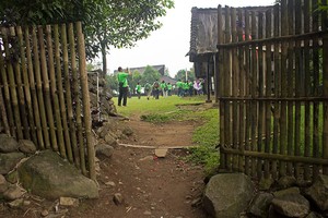 Dihibur Jaipong & Debus di Kampung Budaya Sindangbarang Bogor