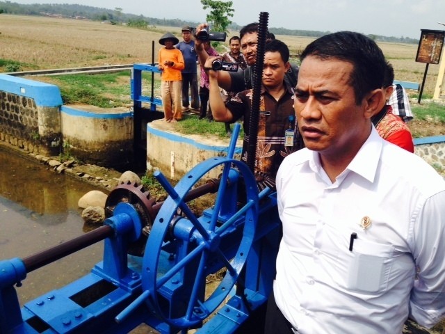 Cerita Mentan, Ada Daerah yang Takut Terima Bantuan Traktor Jokowi
