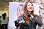 Awas, Ditinju Luna Maya!