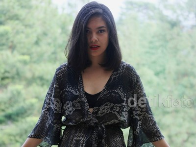 Gania Alianda, Mojang Bandung yang Gahar di Panggung