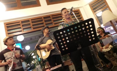bonita & the hus BAND: Musik adalah Hidup yang Terdengar