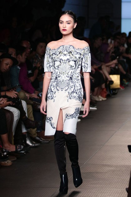 Albert Yanuar. Plaza Indonesia Fashion Week 2015 at Plaza Indonesia Lt.2. Jakarta. [Foto: Mohammad Abduh/Wolipop]