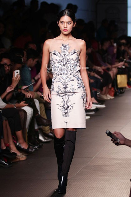 Albert Yanuar. Plaza Indonesia Fashion Week 2015 at Plaza Indonesia Lt.2. Jakarta. [Foto: Mohammad Abduh/Wolipop]