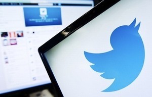 Mari Sama-sama Awasi Anak Agar Tak Main-main dengan Akun Nakal di Twitter