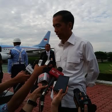 Ada Insiden F-16 Terbakar, Jokowi Tetap Terbang ke Bandung dari Halim