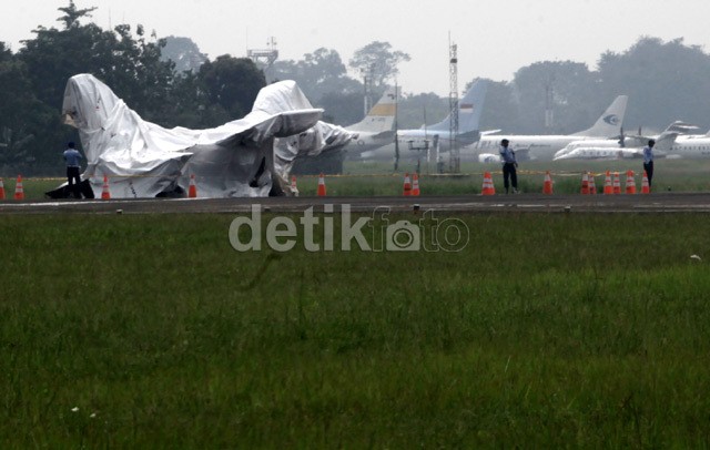 Ditutupi Kain Putih, Ini Wujud F-16 Setelah Terbakar