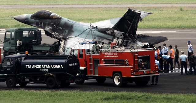 KSAU: Pesawat F-16 yang Terbakar Tak Punya Drag Chute