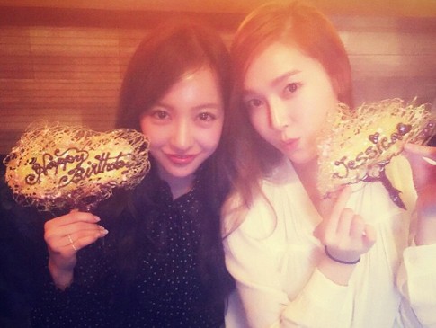Jessica eks SNSD dan Itano Tomomi eks AKB48 Akrab Banget!