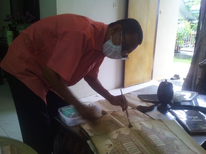 Impian Cek Midi Punya Museum dan Kisah Restorasi Naskah oleh Orang Jepang