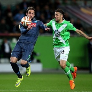 Napoli Hantam Wolfsburg 4-1 di Volkswagen Arena