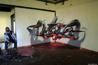 Keren! Grafiti 3D Ini Seperti Keluar dari Tembok