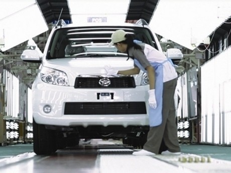 Daihatsu Hilangkan Lembur di Pabrik