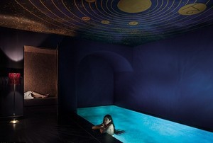 Di Kota Paris Nan Romantis, Mungkin Ini Hotel Paling Seksi