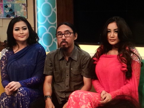 Nikita Mirzani Pamer Foto Seksi, Pamela Buka Suara Soal Foto Topless