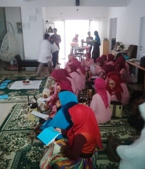 Jelang Nikah, Risty Tagor dan Stuart Collin Gelar Pengajian