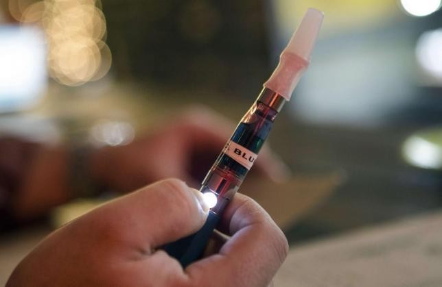 Ini Alasan Mendag Gobel Bakal Larang Rokok Elektronik