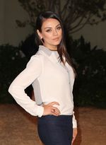 Penampilan Mila Kunis Pasca Melahirkan