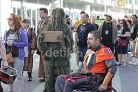 Keterbatasan fisik tak mengurangi antusiasme penggemar ini untuk datang ke acara Star Wars Celebration 2015.
