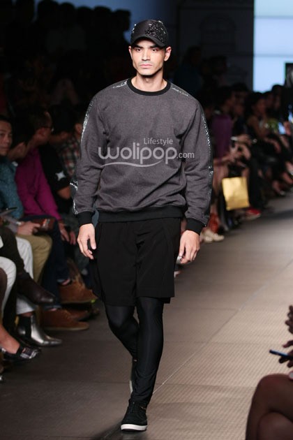 Yosafat Dwi Kurniawan. Plaza Indonesia Fashion Week 2015 at Plaza Indonesia Lt.2. Jakarta. [Foto: Mohammad Abduh/Wolipop]