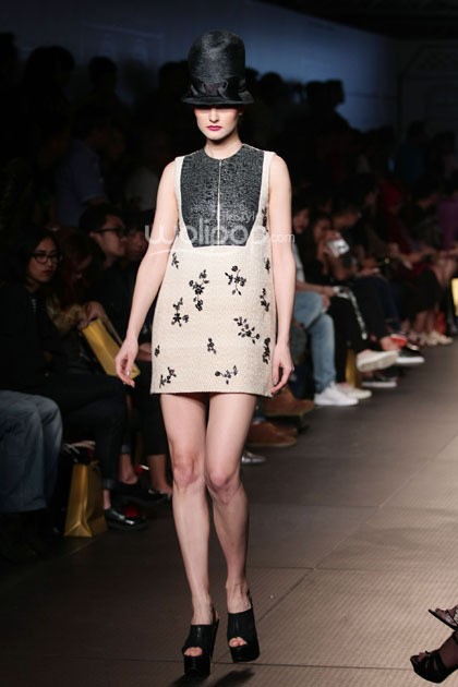 Yosafat Dwi Kurniawan. Plaza Indonesia Fashion Week 2015 at Plaza Indonesia Lt.2. Jakarta. [Foto: Mohammad Abduh/Wolipop]