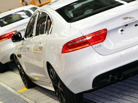 Sedan Termurah Jaguar Mulai Diproduksi