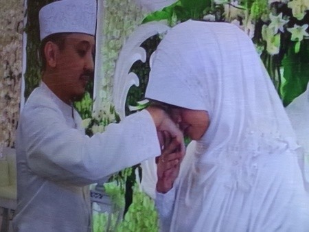 Ayat-Ayat Cinta Yulia Rachman dan Alzipco