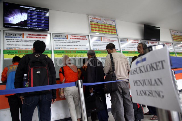 Cari Celah Dapat Tiket KA Lebaran: Mencicil hingga Tiket Estafet