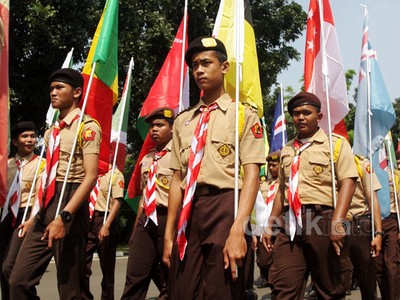 Pramuka Latihan Sambut Delegasi KAA