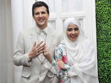 Risty Tagor Lega Bisa Hindari Fitnah dan Zina