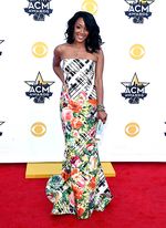 Gaya Para Bintang di Red Carpet ACM Awards 2015