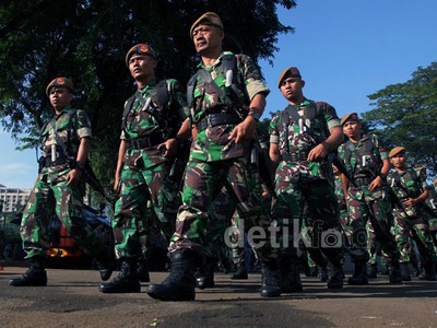 TNI dan Polisi Siaga di JCC