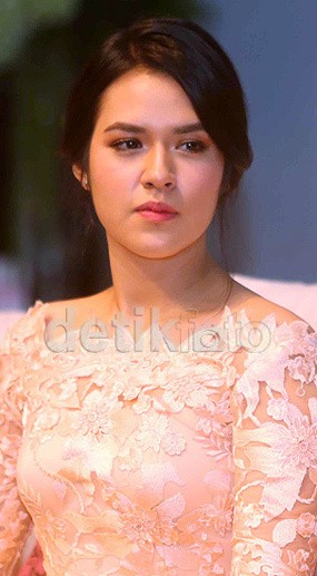 Main Film, Raisa Dinilai Total Berakting