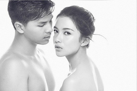 Glenn Alinskie Beri Kalung Bertahtakan Berlian untuk Chelsea Olivia