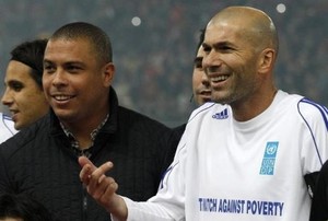 Galang Dana untuk Korban Ebola, Zidane dan Ronaldo Gelar Laga Amal