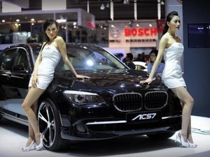 Kini Tak Ada Lagi Gadis Seksi Beraksi Vulgar di Shanghai Auto Show