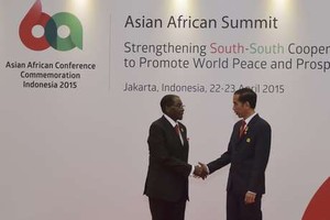 Sidang Pleno Peringatan KAA Dipimpin Presiden Zimbabwe, Jokowi Wakilnya
