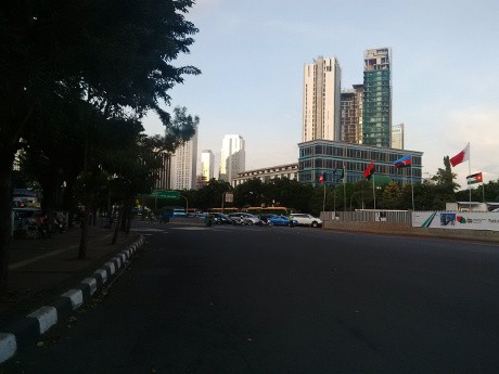 Jalan Gatot Subroto dan Sudirman Ditutup, Senayan Macet Parah