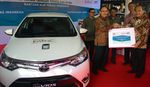 Toyota Sumbang Mobil untuk Perguruan Tinggi