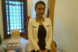 Gerakan Antivaksin Menjamur, Begini Komentar si Cantik Artika Sari Devi