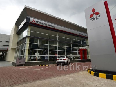 Mitsubishi Buka Diler di Cibubur