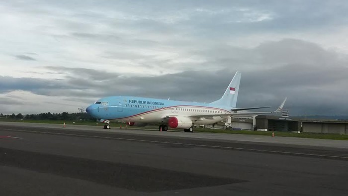 JK dan Puan Maharani Tiba di Bandara Husein Sastranegara