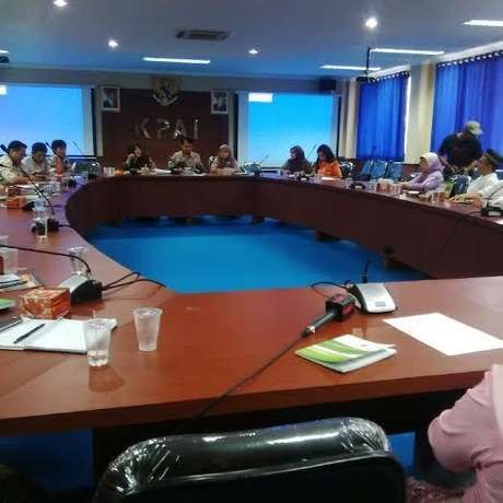 KPAI Duga Para Pebisnis Manfaatkan Profit dari Pesta Bikini SMA