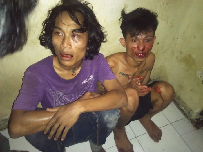 2 Jambret di Makassar Digebuki Massa, Motornya Dibakar