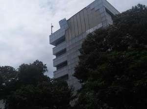 DPR Tak Punya Anggaran Perbaiki Pelapis Gedung Setjen yang Copot dan Jatuh