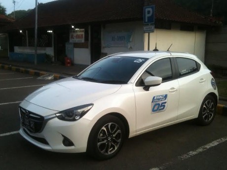 Rombongan Mazda2 Siap Berkelana di Pulau Lombok