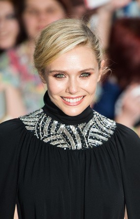 Elizabeth Olsen Butuh Banyak Imajinasi untuk Perankan Scarlet Witch