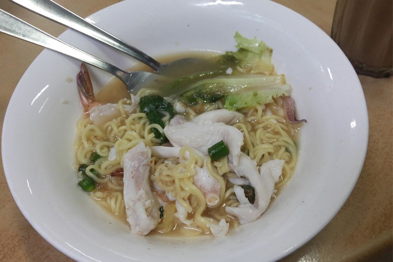 Slurp! Nikmatnya Sup Ikan di Kota Batam